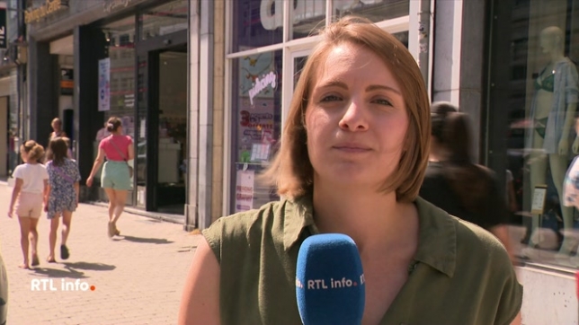 Cathline Delvaux, en direct dans le RTL Info 13h, fait le point sur la centaine de travailleurs qui risquent de perdre leurs emplois suite à l'annonce de la faillite de la chaîne de magasins Claire's.