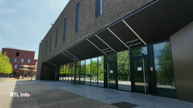 Le personnel de la prison de Haren est en grève à partir de ce soir à 22 heures pour une durée de 48 heures. Les syndicats dénoncent 2 problèmes : le manque de personnel et les conditions de travail considérées comme intenables. La prison a reçu 14 démissions en 2 mois.