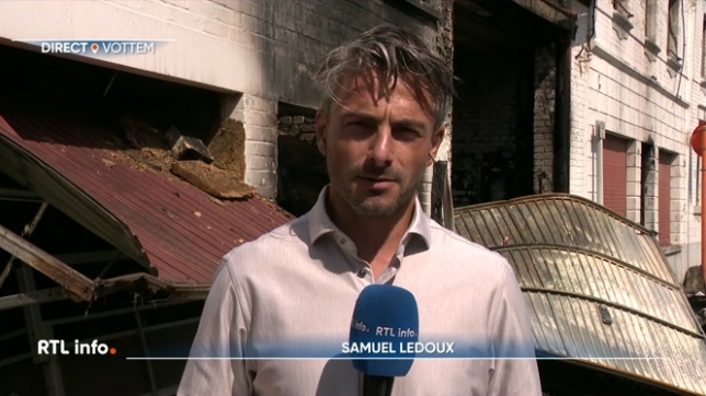 On retrouve en direct Samuel Ledoux pour faire le point sur l'incendie qui a couté la vie aux deux occupants, malgré une intervention rapide des pompiers.