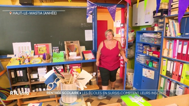 A quelques jours de la rentrée, l'incertitude plane toujours pour plusieurs écoles qui manquent d'élèves, notamment dans le maternel. Sans ce nombre requis, c'est la fermeture assurée. Une situation précaire qui provoque beaucoup d'angoisse.