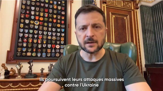 Volodymyr Zelensky accuse la Russie de vouloir éviter toute rencontre directe avec Vladimir Poutine, estimant que Moscou cherche à se soustraire à la nécessité de négociations pour mettre fin à la guerre.