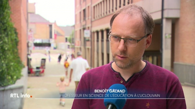 A 15 ans, 4 élèves sur 10 ont déjà redoublé, c'est-à-dire 39% des élèves. Le pacte d'excellence ambitionne que ce taux de redoublement passe à 24% dans 5 ans. Le point sur la situation en Fédération Wallonie-Bruxelles.