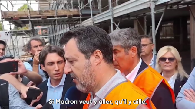 Le vice-premier ministre italien a estimé que le président français, qui se dit ouvert à l'envoi de troupes en Ukraine pour garantir la sécurité du pays, pouvait y aller seul, mais que les Italiens ne suivraient pas.