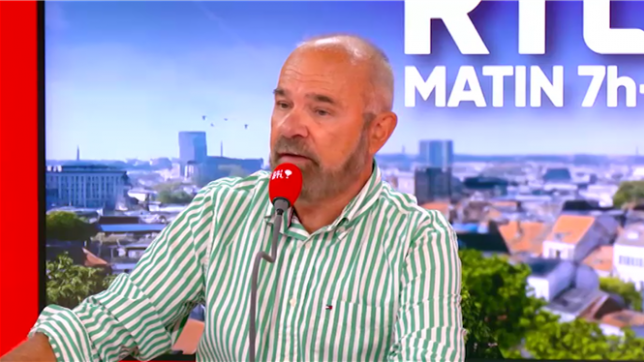 Éviter de décider à la place de l'élève son orientation: Roland Lahaye (CSC) défend l'extension du tronc commun jusqu'à la 3e secondaire.