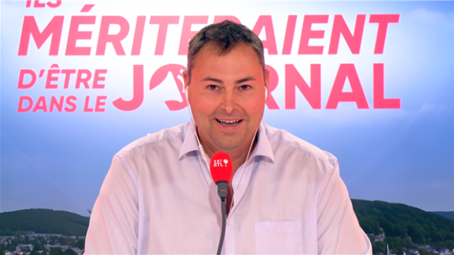 Invitée surprise de l’émission « Ils mériteraient d’être dans le journal » sur bel RTL, Sabrina Jacobs s’est confiée à Benjamin Maréchal sur ses projets et son état d’esprit, quelques jours après avoir quitté RTL.