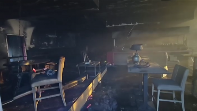 Images de Fabian Van Hove.