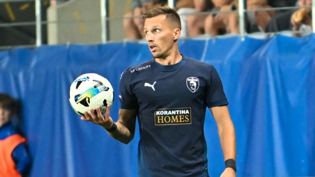 h_3.63161280 copy.jpg