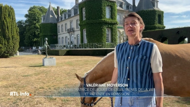 L'ASBL Les Rênes de la Vie organise des moments de répit pour les malades de cancer, grâce à la compagnie de chevaux.