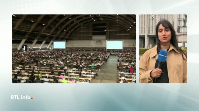 En direct de Brussels Expo, Laxmi Lotta évoque le concours d'entrée en médecine et dentisterie qui a lieu en ce moment, auquel participent plus de 6.000 jeunes. Pour éviter les tricheries, un dispositif de surveillance est en place.