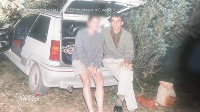 Christophe Deborsu à la rencontre de ces Belges qui roulent vite, beaucoup trop vite.  À ce sujet, le journaliste a une confession surprenante à faire...