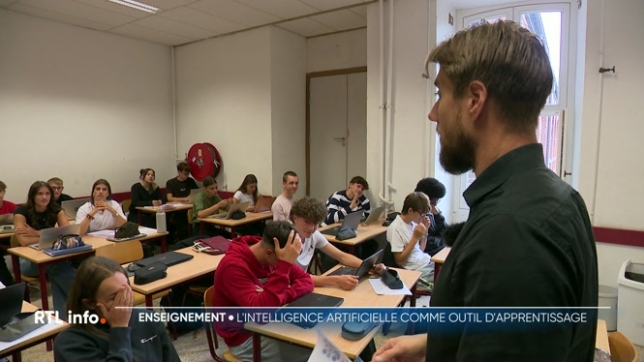 Visite dans une école d'Estinnes, où élèves et professeurs utilisent régulièrement l'intelligence artificielle.