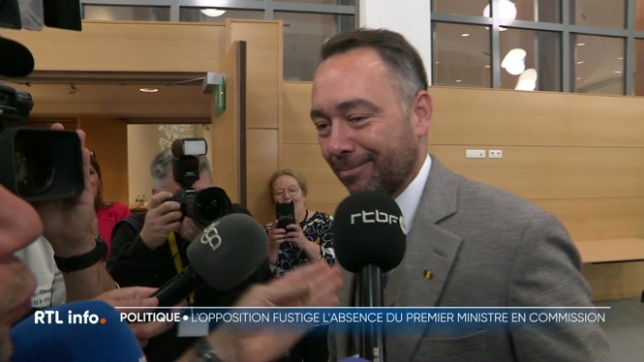 Le Ministre des Affaires Etrangères Maxime Prévot est venu défendre la position du gouvernement par rapport à la reconnaissance de l'Etat palestinien. L'opposition a dénoncé l'absence du 1er ministre et estime que la majorité donne plusieurs interprétations d'un même accord.