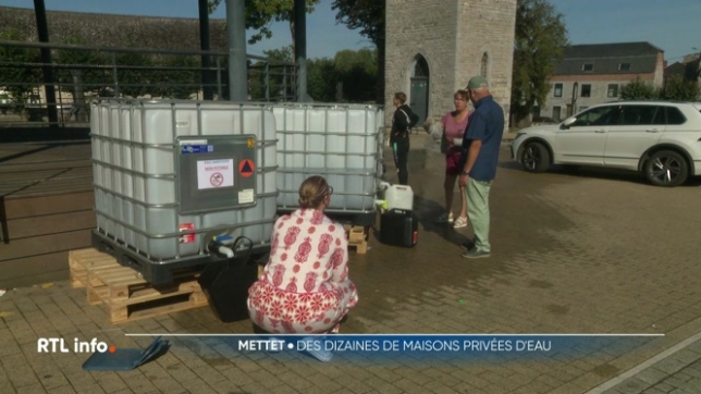 Depuis ce samedi, des dizaines de foyers de Mettet et Biesme sont privés d'eau. Les autorités sont mobilisées mais les riverains s'impatientent.