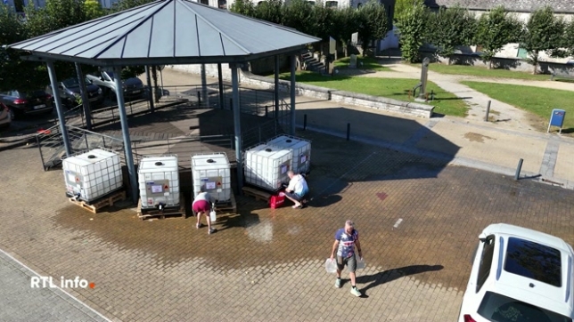 10.000 personnes étaient privées d'eau depuis damedi, suite à une fuite. La fuite est colmatée, l'eau est réinjectée dans les canalisations, elle devrait être potable dès ce soir.