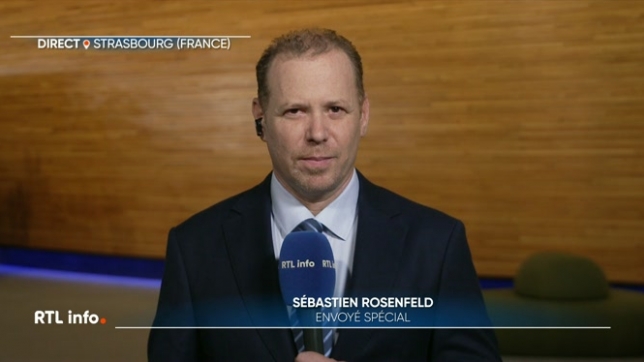 La présidente de la Commission prononce, demain mercredi, un « discours sur l'état de l'Union » très attendu par une assemblée déstabilisée, qui veut lui demander des comptes. Sur les accords commerciaux, la souveraineté numérique ou sa gouvernance. Sébastien Rosenfeld est en direct.