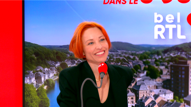 Invitée de l’émission de Benjamin Maréchal sur bel RTL, Natasha St-Pier a pris position après les propos de Catherine Lara sur son départ des Enfoirés. La chanteuse québécoise appelle à privilégier des critiques constructives pour ne pas nuire à la cause des Restos du cœur.