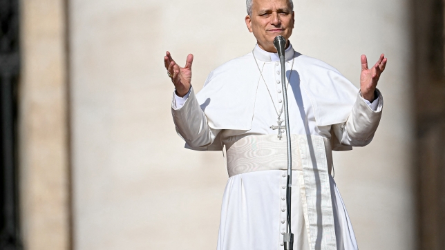 Les défenseurs de Vatican II utilisent un Missel différent de celui utilisé par les traditionalistes.