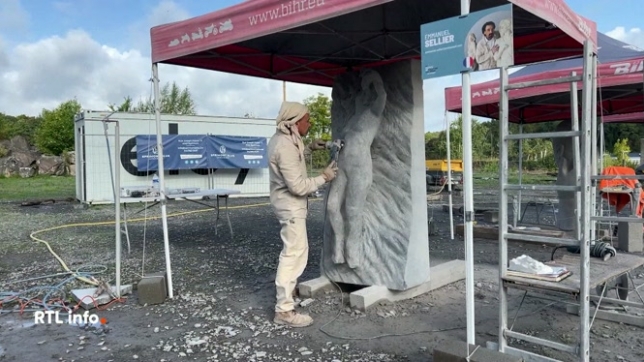 Les préparatifs du festival vont bon train, le village est transformer depuis plusieurs semaines déjà; visite.
