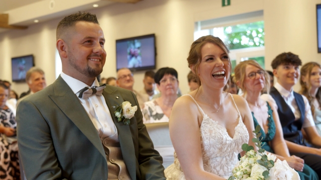 WD ADLP EXTRAIT 1.00_02_25_17.Still002.jpg