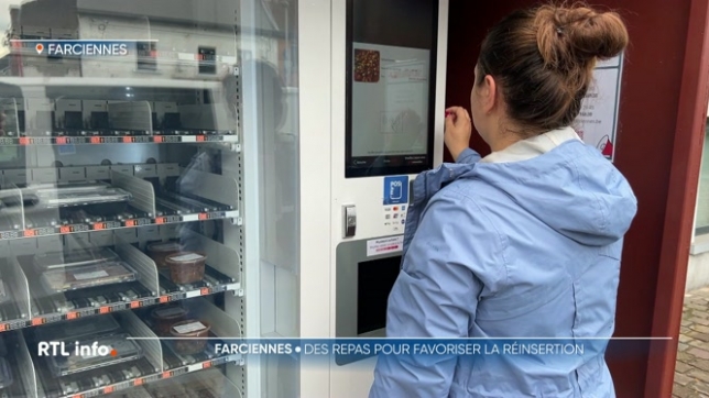 L'entreprise 6240 propose des repas prêts à emporter via des distributeurs automatiques, sous la marque La Fringale.  Des plats préparés à base de produits frais, avec une ouverture 7 jours sur 7. L'initiative vise à soutenir un projet d'économie sociale et d'insertion professionnelle.