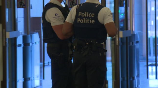 Le procès vise un vaste trafic international de cocaïne orchestré par Flor Bressers et le baron de la drogue Sergio Roberto de Carvalho. Mené par le tribunal correctionnel de Bruges, les débats ont été délocalisés au Justitia, à Haren, pour des raisons de sécurité. 32 suspects sont concernés.