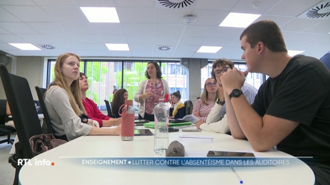 En effet, à l'UCLouvain, deux tiers des étudiants sont absents dans certains cours. D'où le projet d'aménagement des classes et des auditoires pour un enseignement plus ludique et participatifs entre professeurs et étudiants. Explications.