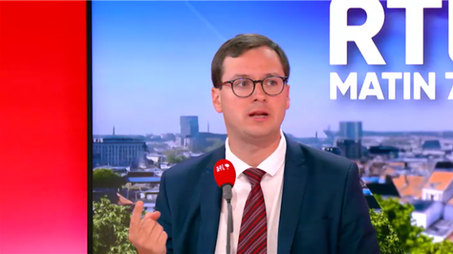 Explications de Benjamin Biard, spécialiste de l'extrême droite.