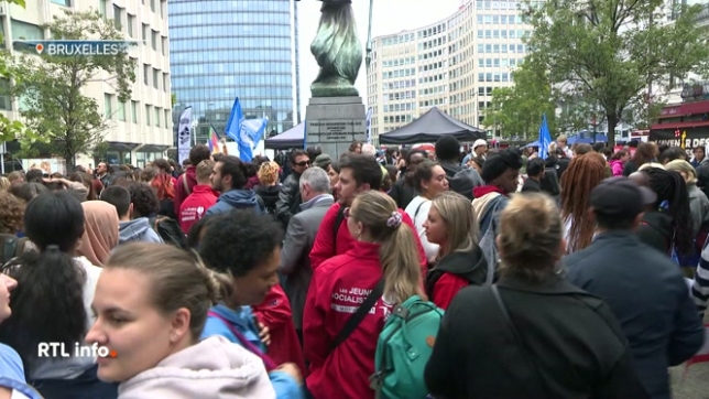 Couper dans les allocations familiales pour faire des économies, c’est la dernière idée poussée par le MR en Wallonie. La piste envisagée est de réduire les allocations, voire les supprimerà partir du 4e enfant. MR et Engagés envisagent aussi de ne pas indexer les allocations en 2025 et 2026.