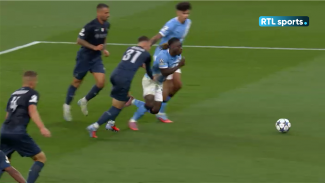 Ligue des Champions: le but génial de Jérémy Doku contre Naples (2-0)