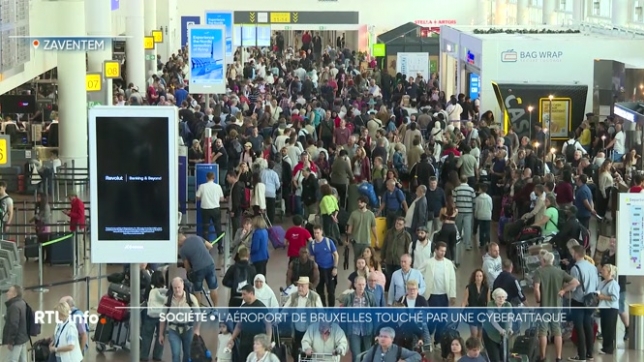 Une cyberattaque a désorganisé les systèmes d’enregistrement des bagages et d’embarquement, provoquant retards et annulations en cascade. Seule une compagnie est parvenue à tirer son épingle du jeu : Brussels Airline grâce à son propre système informatique.