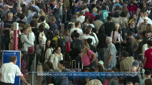 Une cyberattaque a désorganisé les systèmes d’enregistrement des bagages et d’embarquement, provoquant retards et annulations en cascade. Seule une compagnie est parvenue à tirer son épingle du jeu : Brussels Airline grâce à son propre système informatique.