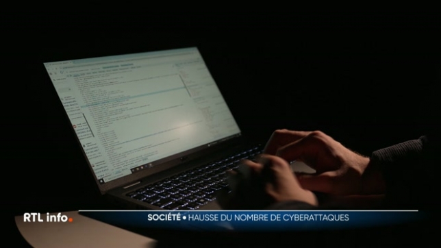 Ces cyberattaques qui paralysent des aéroports, mais parfois aussi des hôpitaux ou des administrations, sont-elles plus fréquentes ? Qui se cache derrière ces offensives numériques et surtout quels sont  les enjeux, les menaces et les visages de cette guerre invisible.