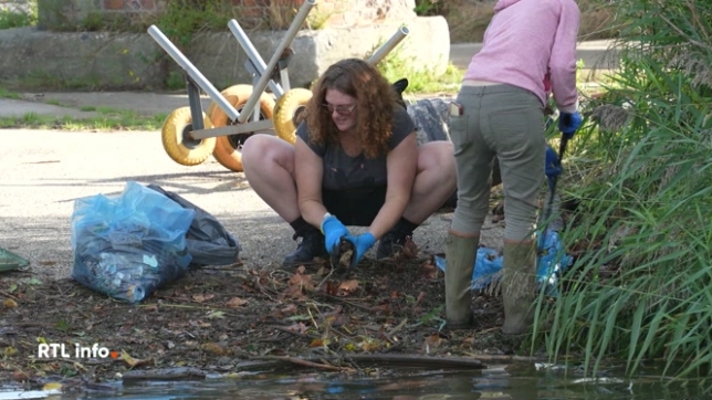 Comme un peu partout dans le monde ce samedi, des actions ont été organisées à l'occasion du World Clean Up Day.211 pays et environ 114 millions de personnes y participent. L'objectif est de ramasser les déchets mais aussi de cartographier la pollution pour mieux la combattre.