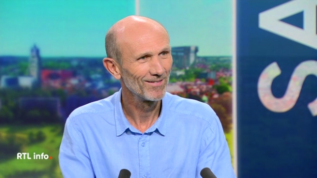 Invité du RTL info 13H., le docteur Olivier Vankemmel reprend les bases afin de sentir mieux dans son corps. Respiration, activité physique, sommeil, alimentaire saine. Son mot d'ordre est d'expliquer que nous avons en nous les germes de notre bonne santé. Explications.