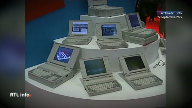 Le salon permettait aux visiteurs de découvrir les dernières nouveautés en matière d'innovations technologiques en informatique ou encore en bureautique.  Retour en 1993 pour voir à quoi ressemblait le futur dans le passé...