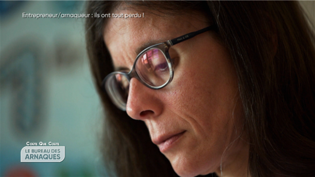 Maisons inachevées, acomptes envolés, arnaques bien rodées… Dans «Coûte que coûte, le bureau des arnaques», Benjamin Maréchal s’intéresse aux pratiques douteuses de certains entrepreneurs. À travers le témoignage poignant de Sonia, il livre les réflexes à adopter pour ne pas se faire avoir.