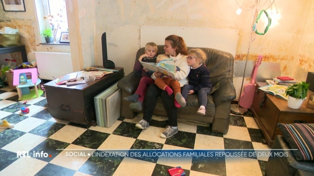 L'indexation des allocations familiales sera repoussée de 2 mois en Wallonie. La région a décidé de suivre la volonté du gouvernement fédéral. Les allocations seront toujours indexées, mais avec un décalage de 2 mois. Un retard que dénonce la Ligue des familles.