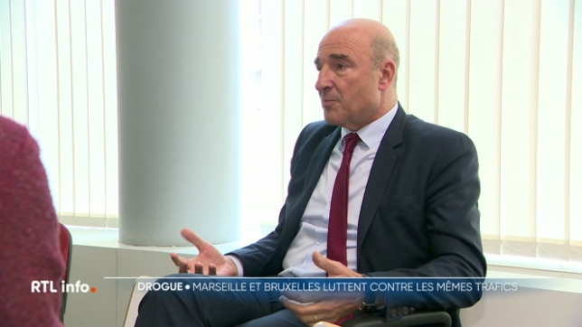 Le procureur de Marseille Nicolas Bessone vient de passer deux journées en Belgique, invité par son homologue bruxellois Jean Moinil. Une visite qui n'est pas anodine, et qui entre dans le cadre de réflexions menées autour de la problématique du trafic de stupéfiants qui touchent les deux villes.