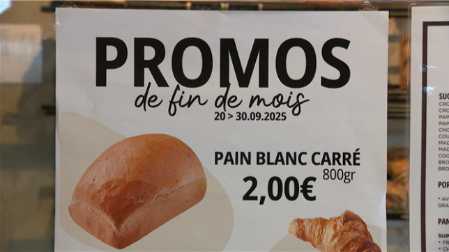 Comment dépenser moins? Faire la chasse aux promos, mais aussi aux bonnes affaires. Voici plusieurs conseils avec  Justine Roldan Perez et Gaëtan Zanchetta.