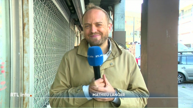 Les habitants de la tour Kennedy à Liège ignorent toujours s'ils pourront rentrer chez eux aujourd'hui. Le point en direct avec Mathieu Langer