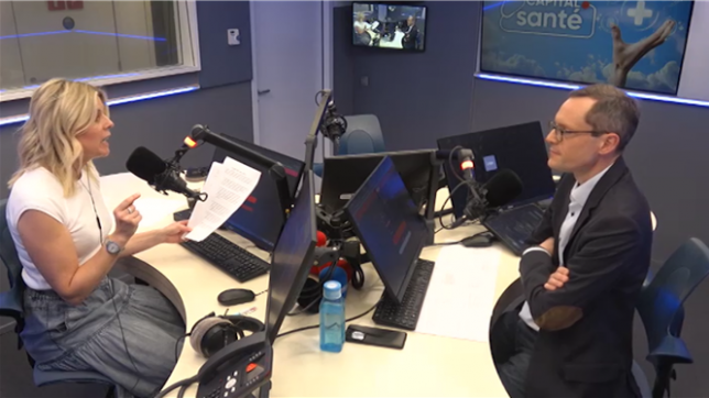 Chaque semaine, Caroline Fontenoy et son invité prennent le temps d'aborder une thématique importante dans le vidéocast Capital Santé.