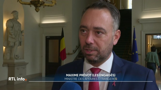 Moins d'une dizaine de Belges se trouvent à bord des bateaux composants la flottille humanitaire en route vers Gaza. Ils appellent le gouvernement belge à les soutenir et à les protéger. La réponse du ministre des Affaires étrangères Maxime Prévot.