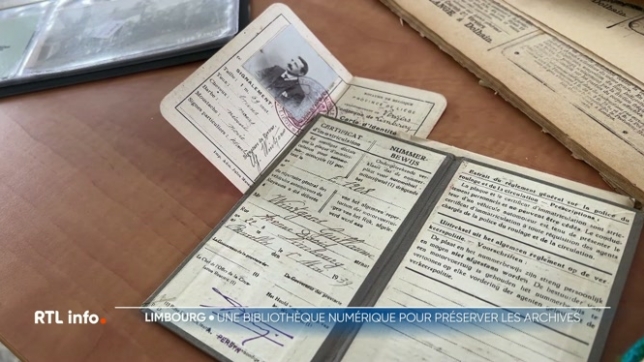 Après les inondations de 2021, la commune de Limbourg a décidé de conserver ses archives à l'abri. Des documents du passé ont été récoltés et numérisé notamment par des étudiants.