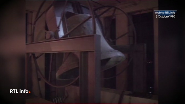 L’archive du jour nous ramène en 1990, à minuit, lorsque les cloches ont sonné pour annoncer la réunification allemande.