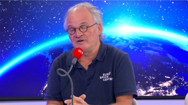 Un demi-siècle après Apollo 17, la Lune redevient un objectif stratégique. Pour Pierre-Emmanuel Paulis, la mission américaine Artemis 2 en février 2026 est une étape clé face aux ambitions chinoises.