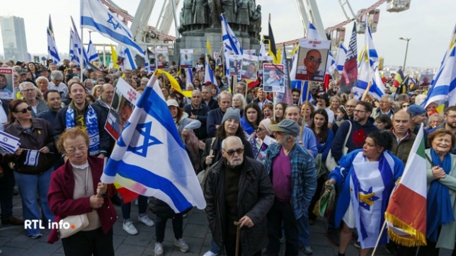 Une marche de soutien à Israël et contre l'antisémitisme a eu lieu aujourd'hui à Bruxelles. Mais elle n'a pas fait l'unanimité dans la communauté juive, certains dénonçant une récupération politique et une confusion des causes.