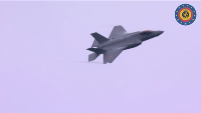 C’est un jour important pour notre Défense : les premiers F-35 américains arrivent en Belgique.