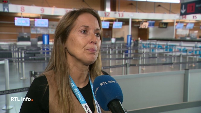À l'aéroport de Charleroi, 200 vols sont annulés ce mardi, tant au départ qu'à l'arrivée, affectant près de 30 000 passagers. Selon la porte-parole de l'aéroport, il est très difficile de leur proposer une alternative dans les jours à venir, les autres vols étant déjà presque complets.