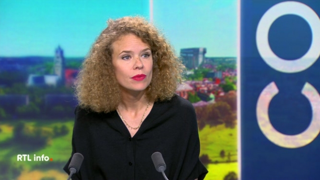 Julie Frère, porte-parole de Testachats, est l'invitée du RTL Info 13h. pour évoquer les droits des passagers dont les vols ont été annulés ou retardés.