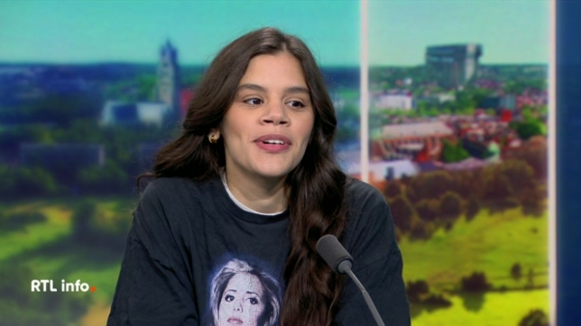 Brute de décoffrage et sans filtre, la chanteuse belge Rori revient avec un deuxième EP intitulé Miroir, après Ma saison en enfer. Un projet que la jeune femme qualifie d'hommage aux années 90.